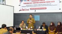 Asisten 1 Setdakab membuka kegiatan pembekalan kepada Panitia P2R 