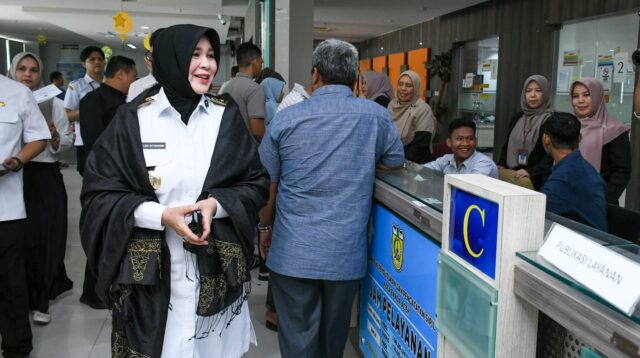 Hari Pertama Kerja, Kehadiran ASN Pemko Banda Aceh Capai 99,65 Persen Hari Pertama Kerja, Kehadiran ASN Pemko Banda Aceh Capai 99,65 Persen