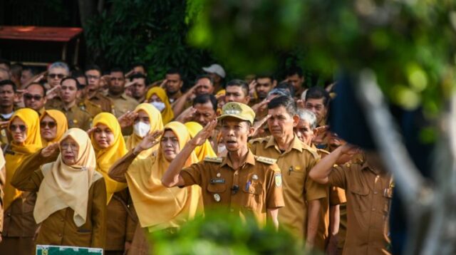 Apel Perdana Pasca Lebaran, Illiza Ajak ASN Buktikan Kinerja dan Perkuat Pelayanan Publik