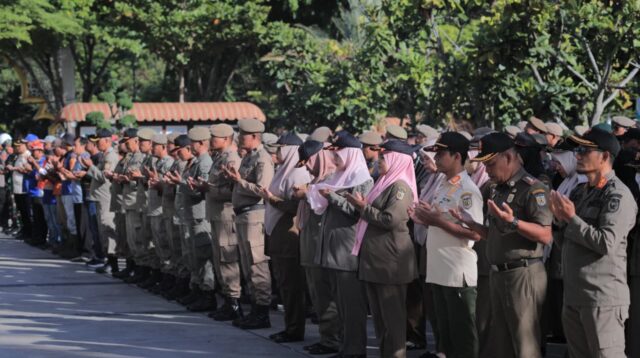 Pemko Tertibkan Bangunan Liar di Jalan Lingkar Kampus UIN Ar-Raniry