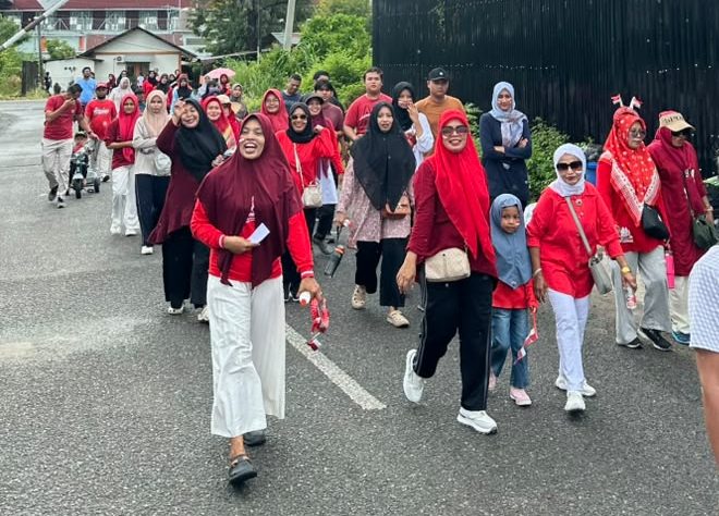 Perlombaan Agustusan Meriahkan Hut ke-81 RI di Kecamatan Meuraxa
