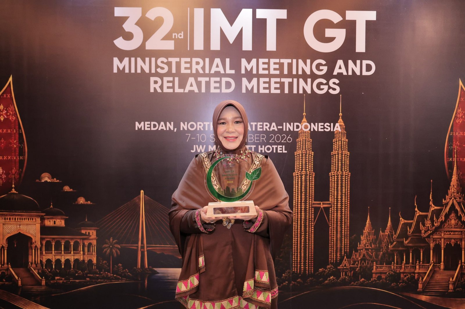 Banda Aceh Raih Silver Award di IMT-GT Green City Award 2026